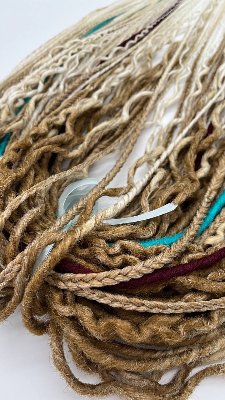 Handmade Synthetic Dreads – Custom DE & SE Dreadlock Extensions