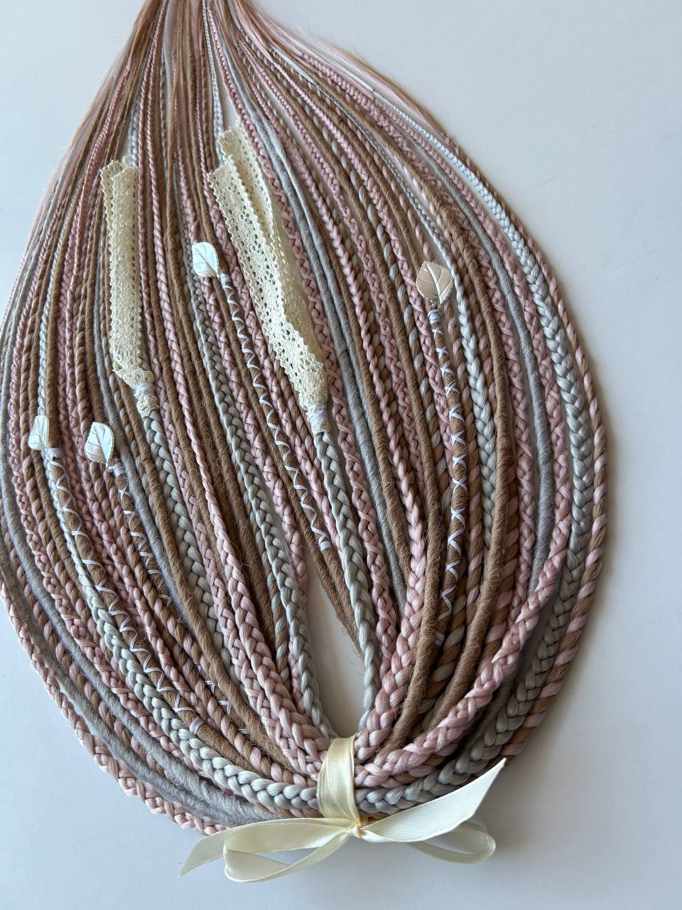 Handmade Synthetic Dreads – Custom DE & SE Dreadlock Extensions