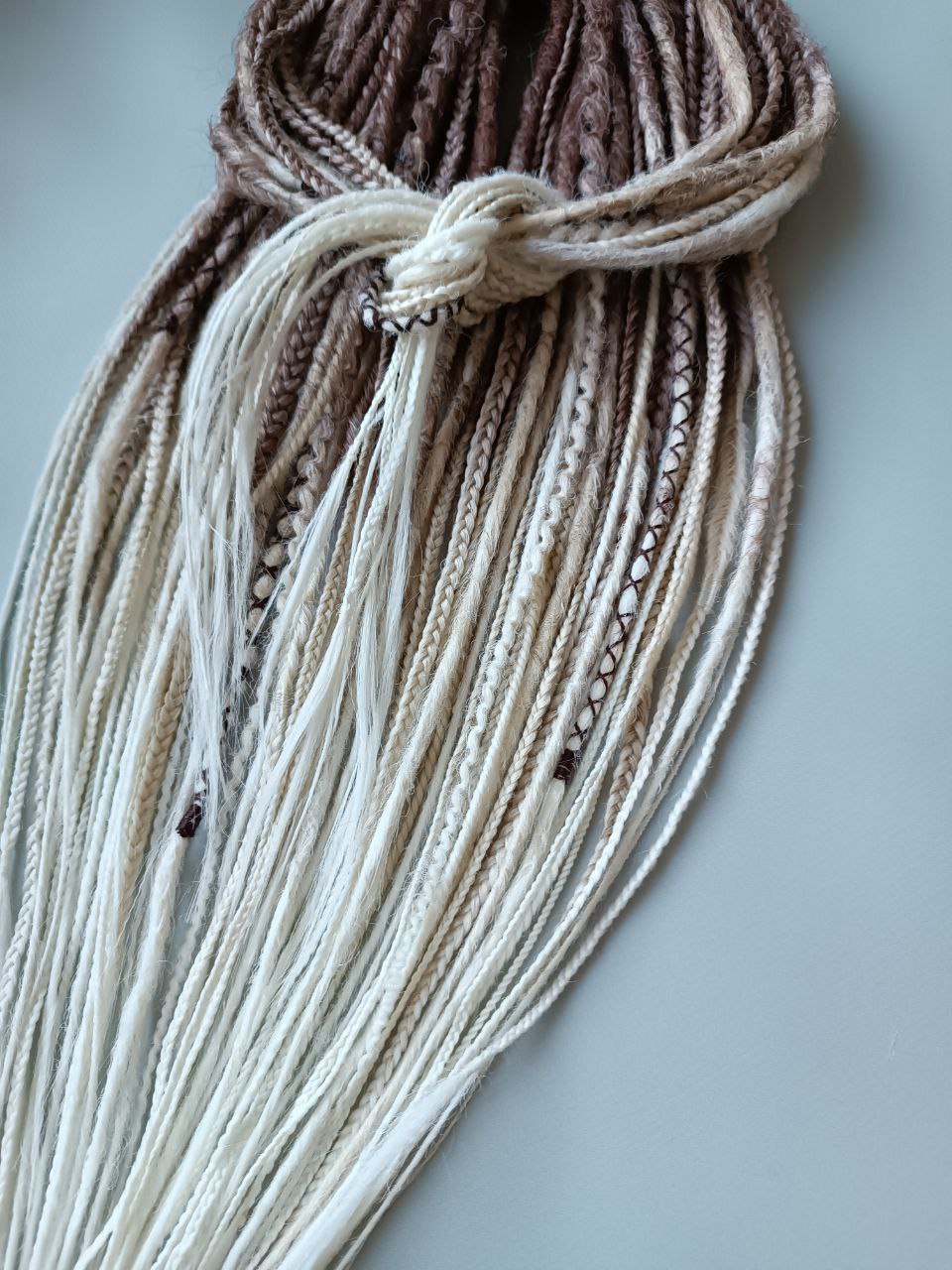 Handmade Synthetic Dreads – Custom DE & SE Dreadlock Extensions