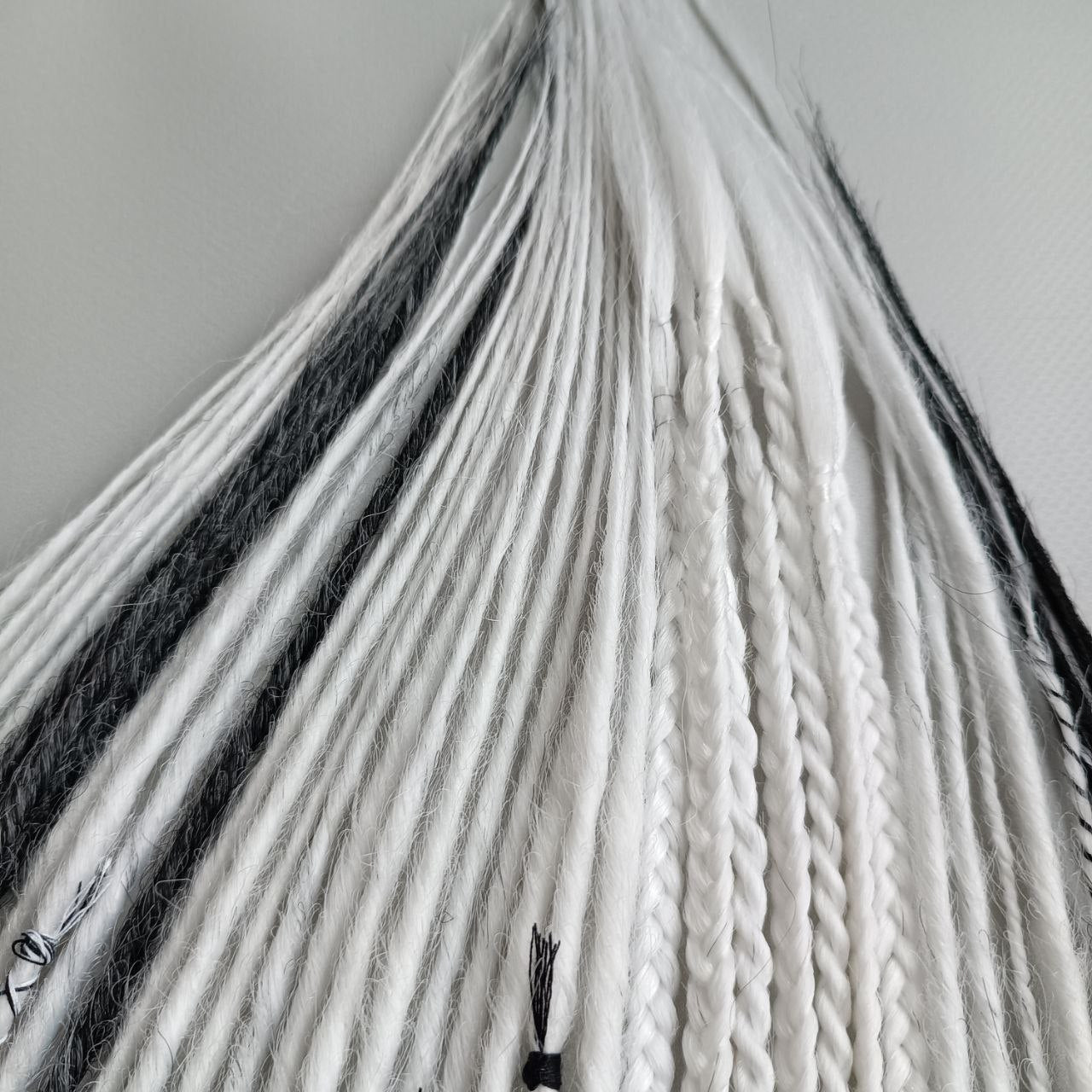 Handmade Synthetic Dreads – Custom DE & SE Dreadlock Extensions