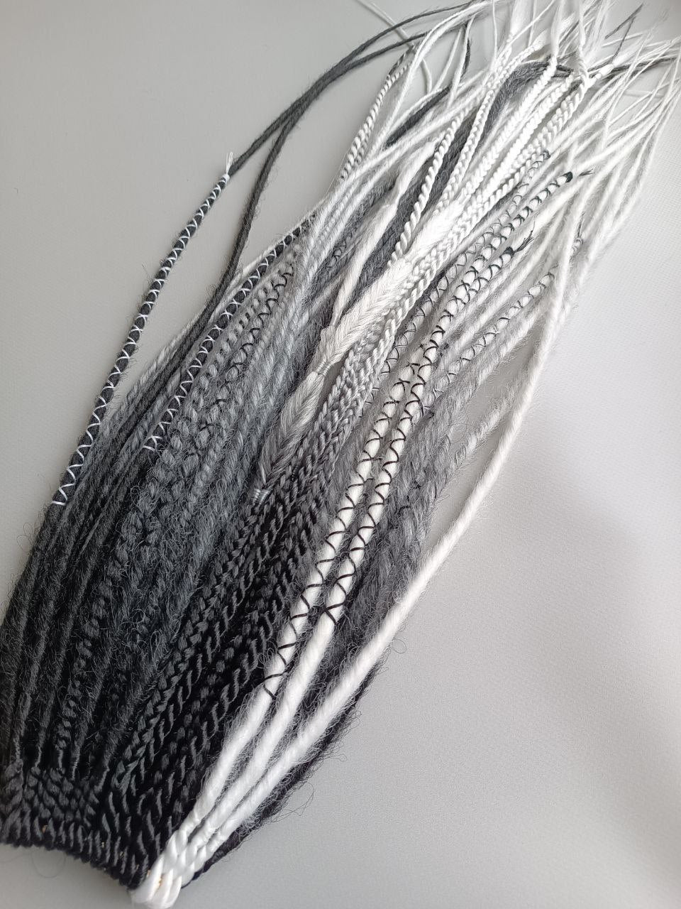 Handmade Synthetic Dreads – Custom DE & SE Dreadlock Extensions