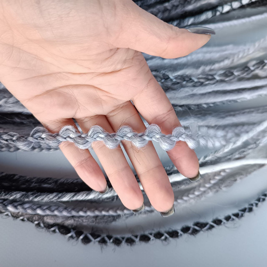 Handmade Synthetic Dreads – Custom DE & SE Dreadlock Extensions