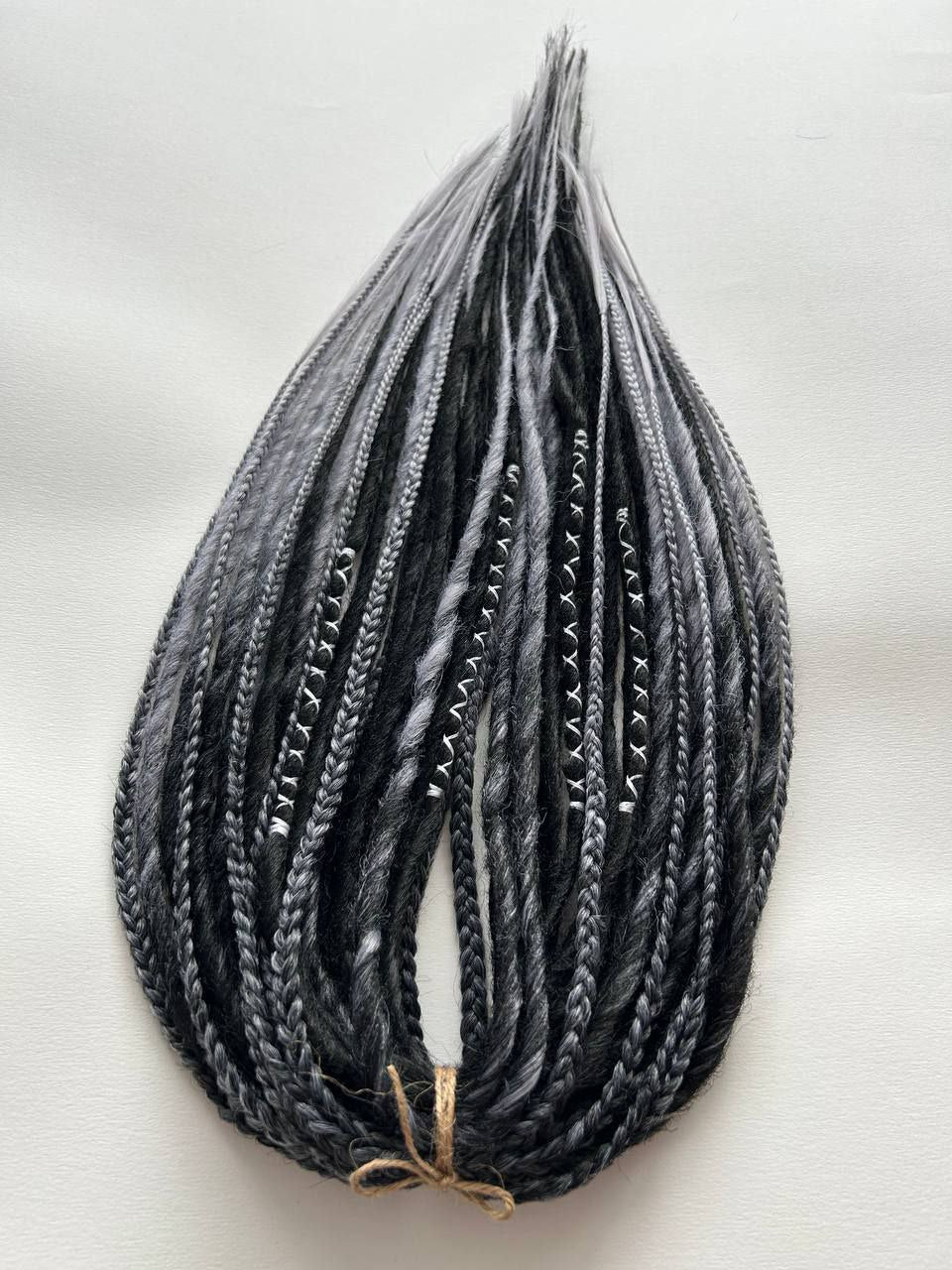 Handmade Synthetic Dreads – Custom DE & SE Dreadlock Extensions