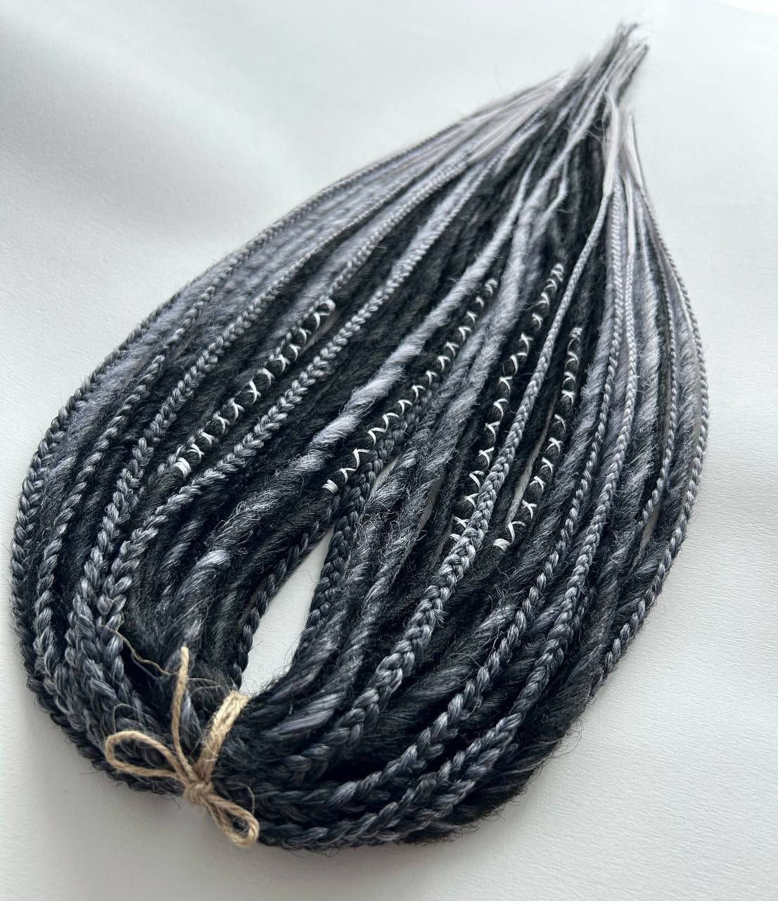Handmade Synthetic Dreads – Custom DE & SE Dreadlock Extensions