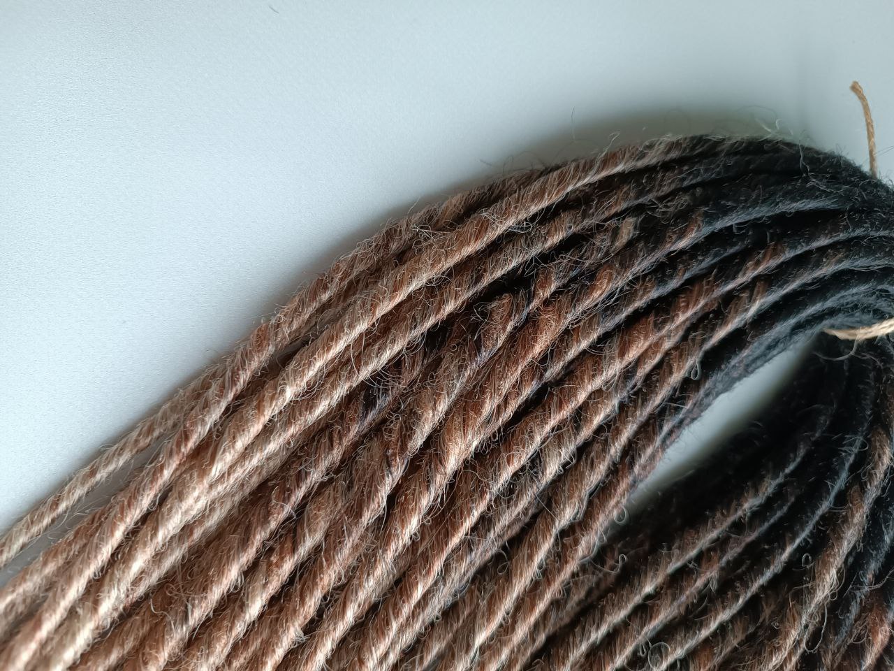 Handmade Synthetic Dreads – Custom DE & SE Dreadlock Extensions