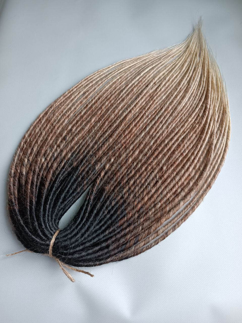 Handmade Synthetic Dreads – Custom DE & SE Dreadlock Extensions