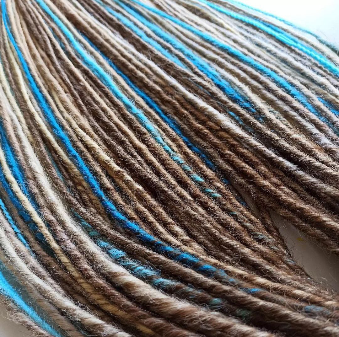 Handmade Synthetic Dreads – Custom DE & SE Dreadlock Extensions