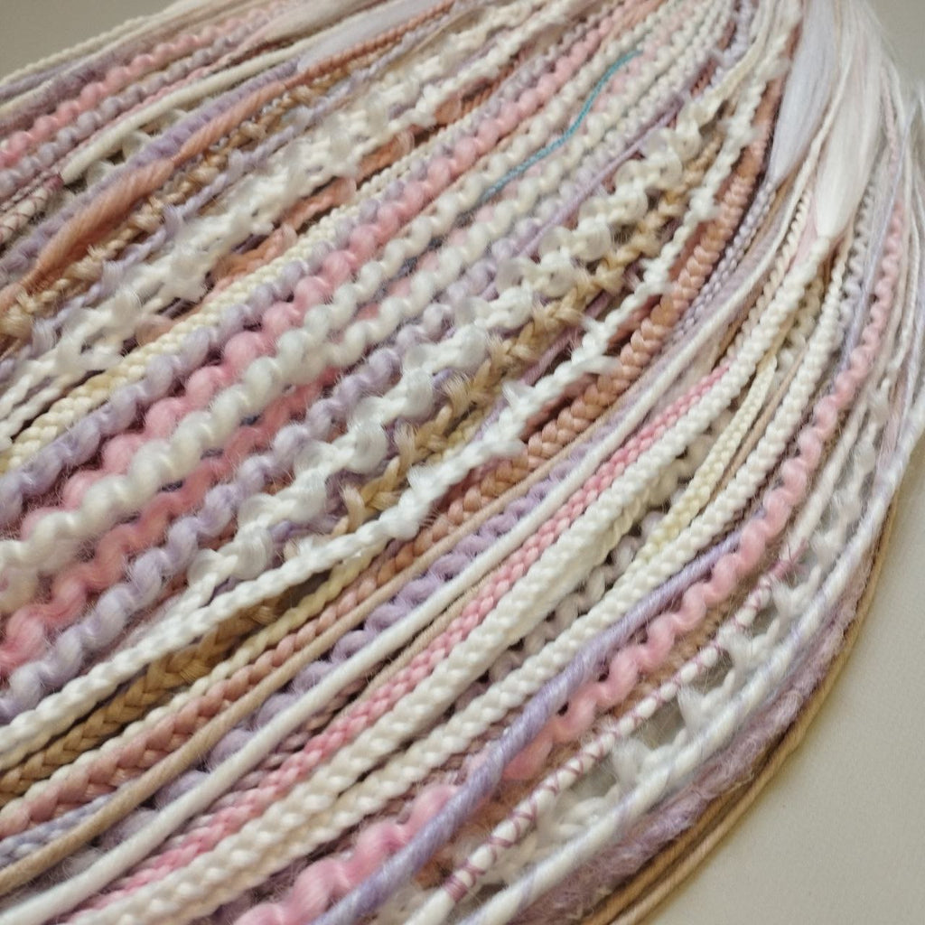 Handmade Synthetic Dreads – Custom DE & SE Dreadlock Extensions