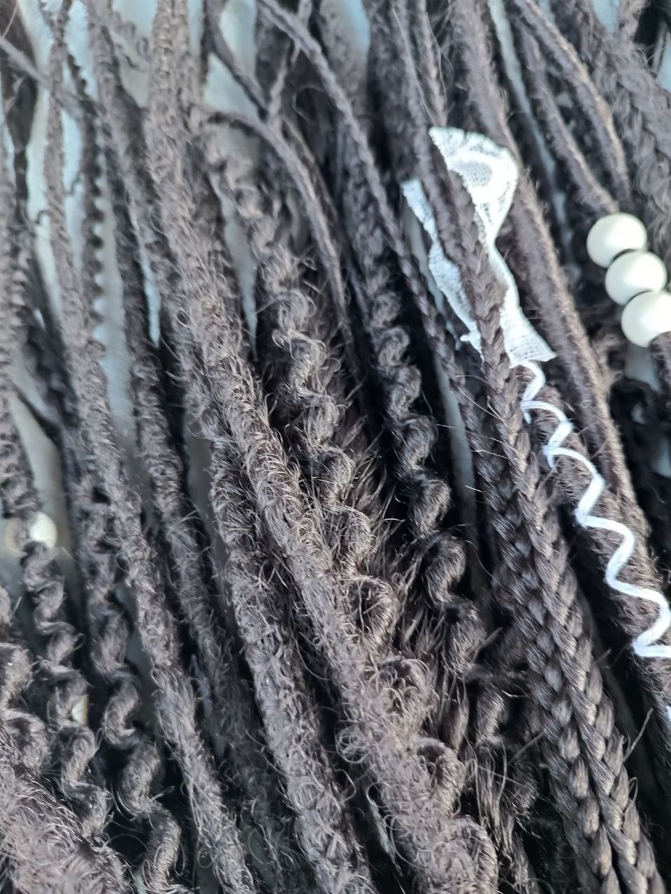 Handmade Synthetic Dreads – Custom DE & SE Dreadlock Extensions