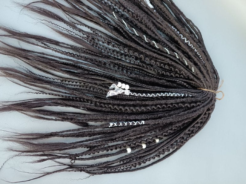 Handmade Synthetic Dreads – Custom DE & SE Dreadlock Extensions