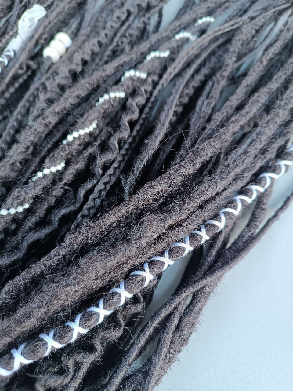 Handmade Synthetic Dreads – Custom DE & SE Dreadlock Extensions
