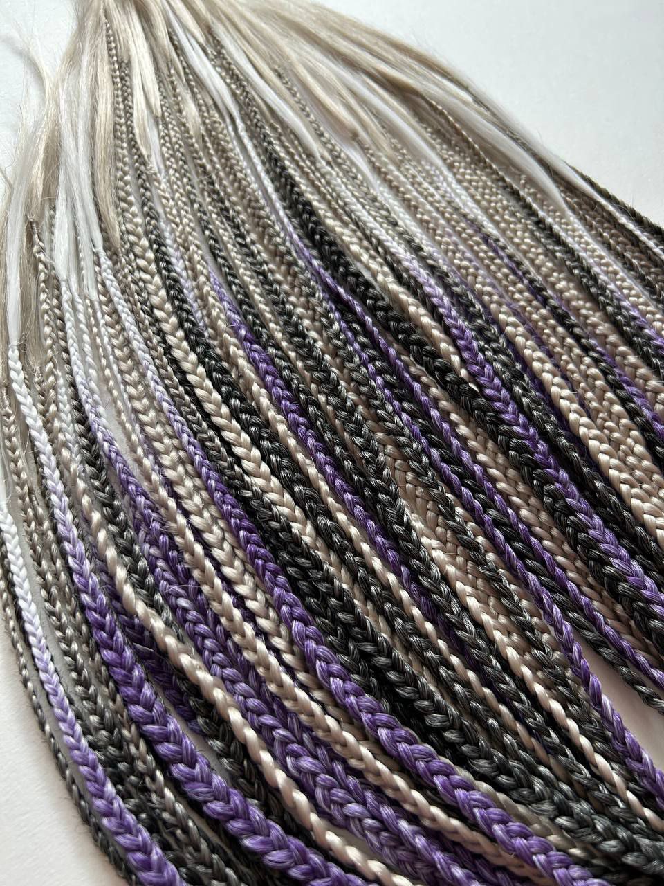 Handmade Synthetic Dreads – Custom DE & SE Dreadlock Extensions
