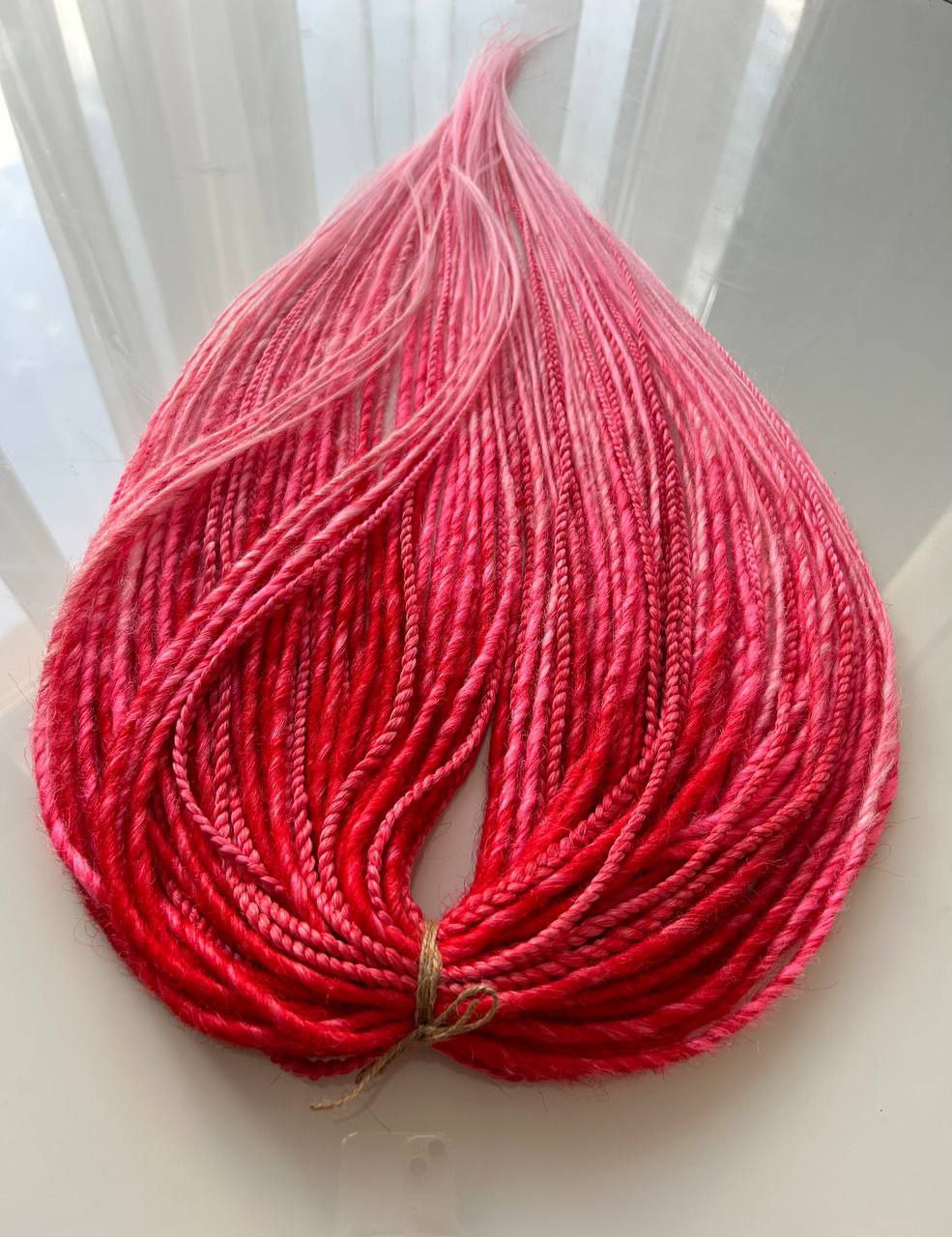 Handmade Synthetic Dreads – Custom DE & SE Dreadlock Extensions