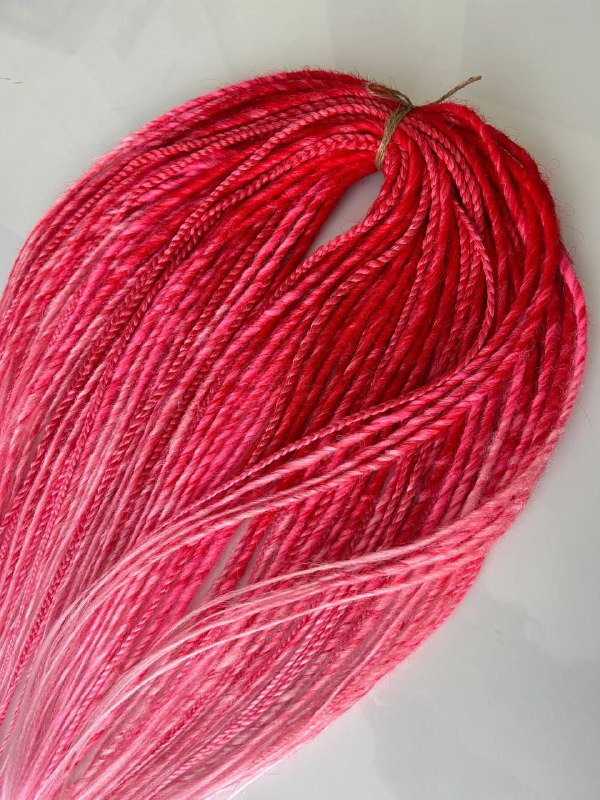 Handmade Synthetic Dreads – Custom DE & SE Dreadlock Extensions