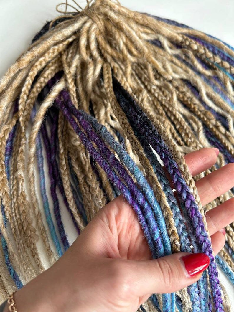 Handmade Synthetic Dreads – Custom DE & SE Dreadlock Extensions