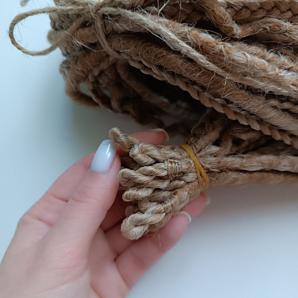 Handmade Synthetic Dreads – Custom DE & SE Dreadlock Extensions