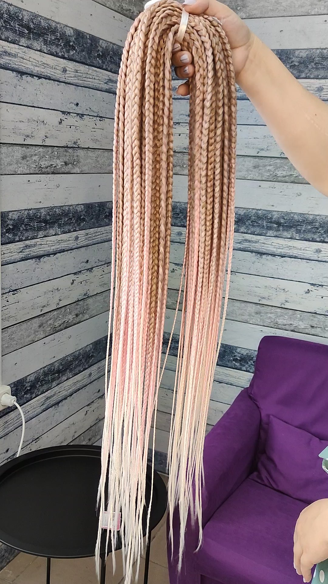 Handmade Synthetic Dreads – Custom DE & SE Dreadlock Extensions