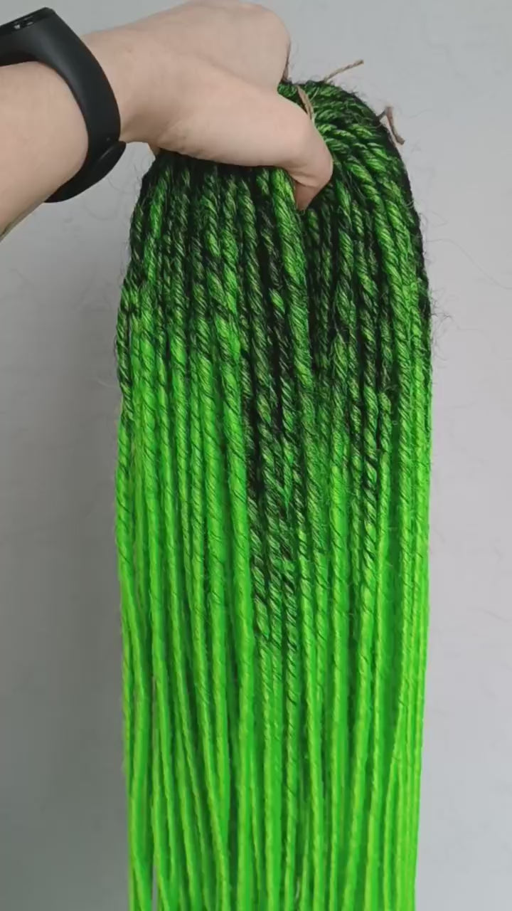 Handmade Synthetic Dreads – Custom DE & SE Dreadlock Extensions